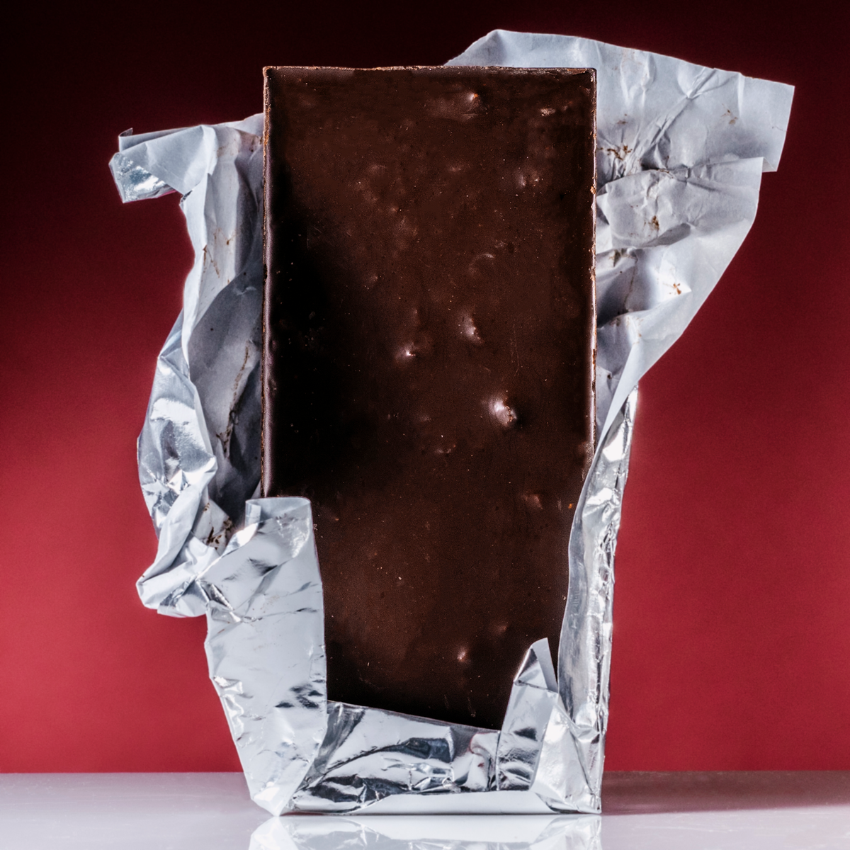 Pure Cacao & Strawberry & Coconut 80% Dark Chocolate – Raaka Chocolate